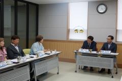 율천동 단체장 간담회4번 사진